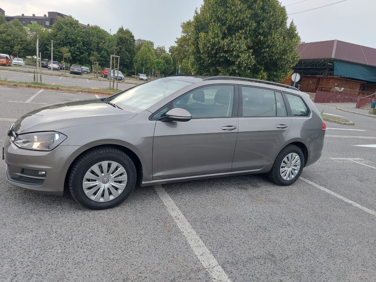 prodajem vw golf 7 karavan 2016g - slika 7