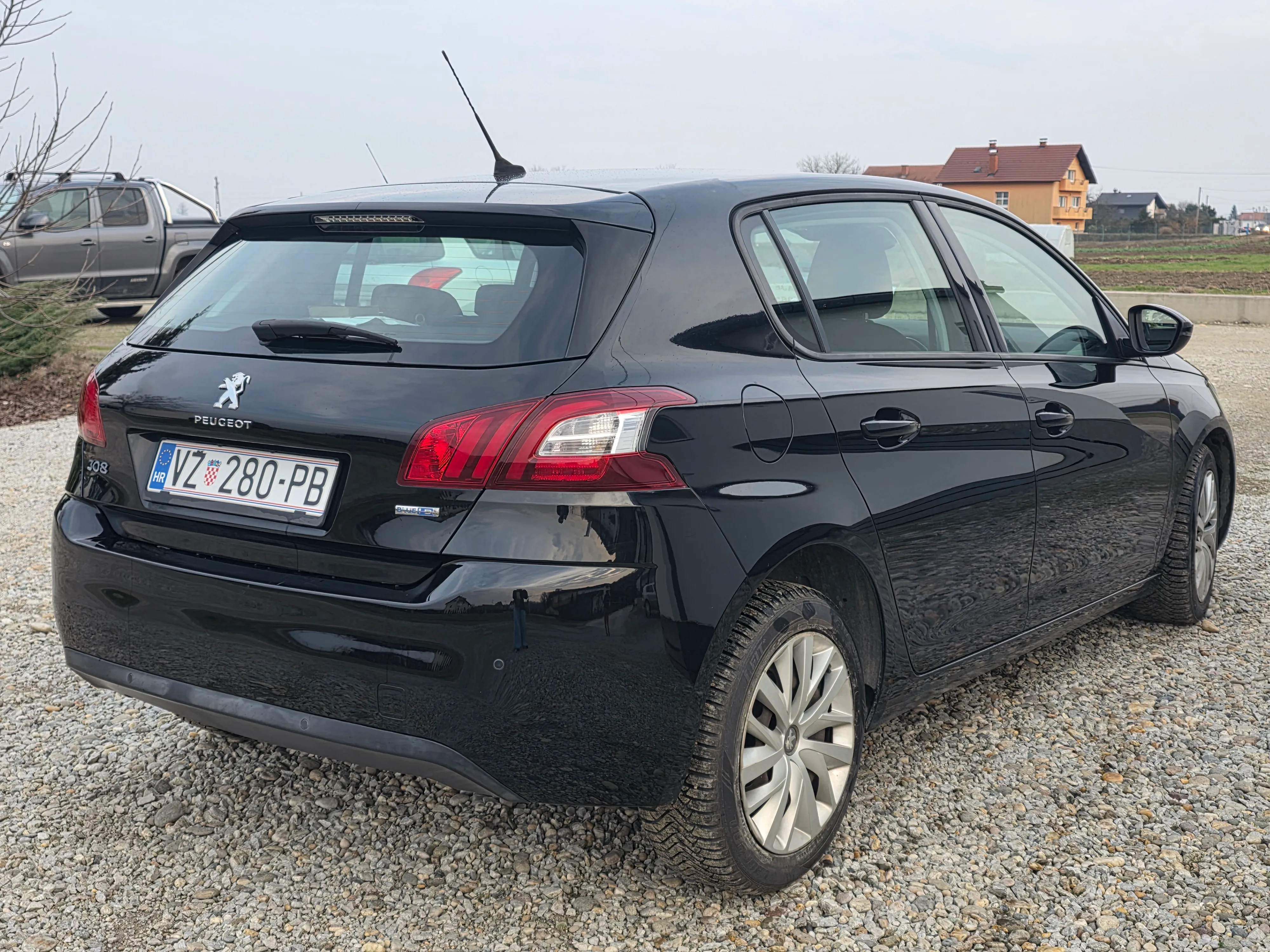 peugeot 308 bluhdi - slika 3