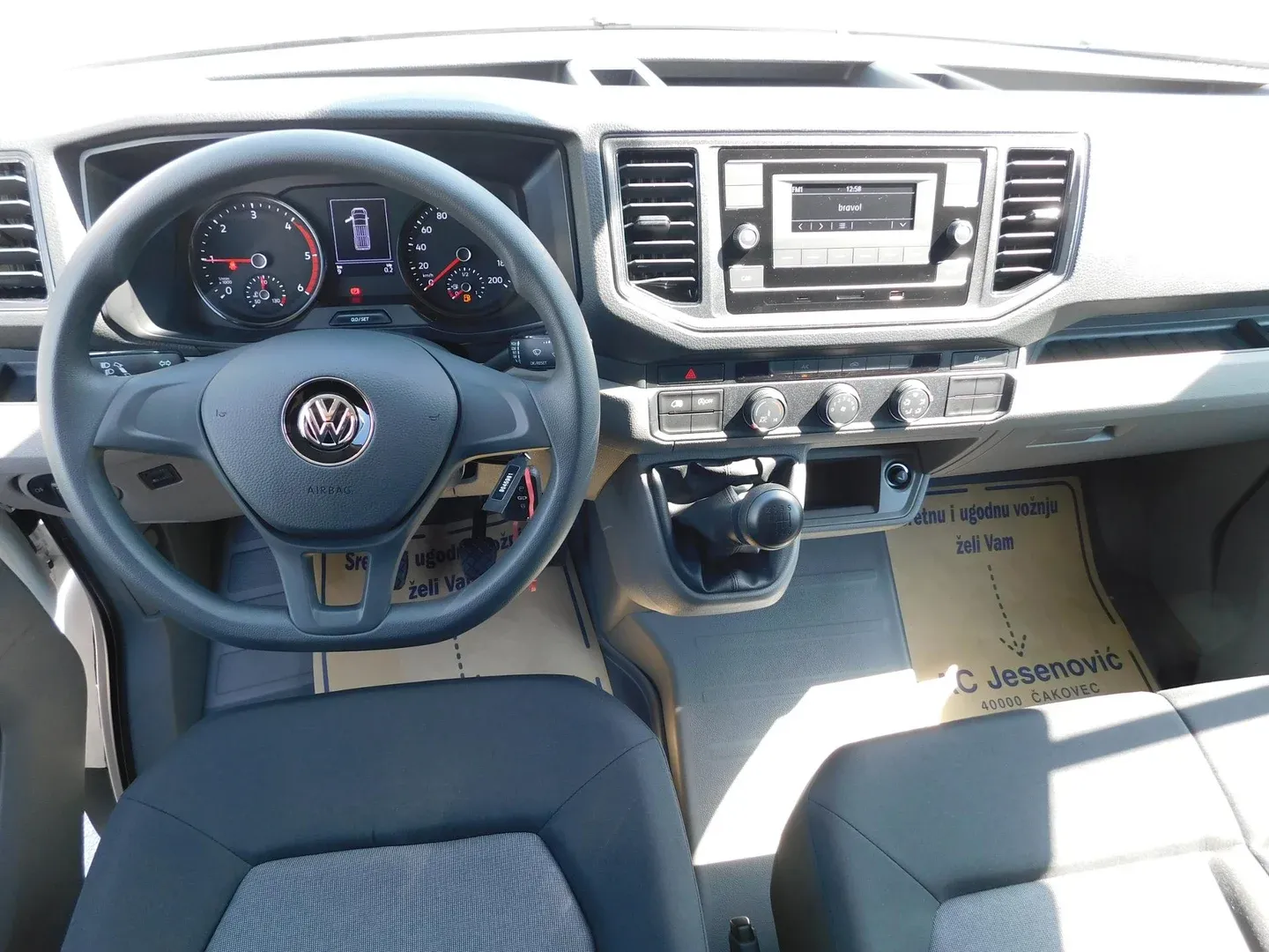 10956 vw crafter 35 - slika 11