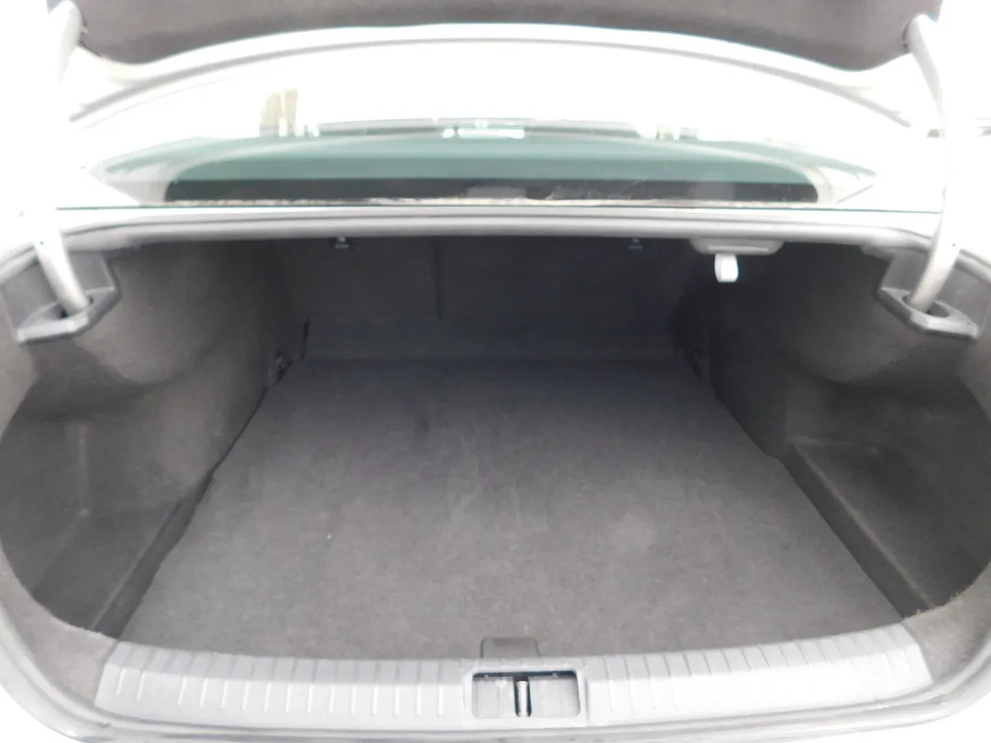 02428 volkswagen passat 1.6 tdi bmt dsg trendline - slika 12