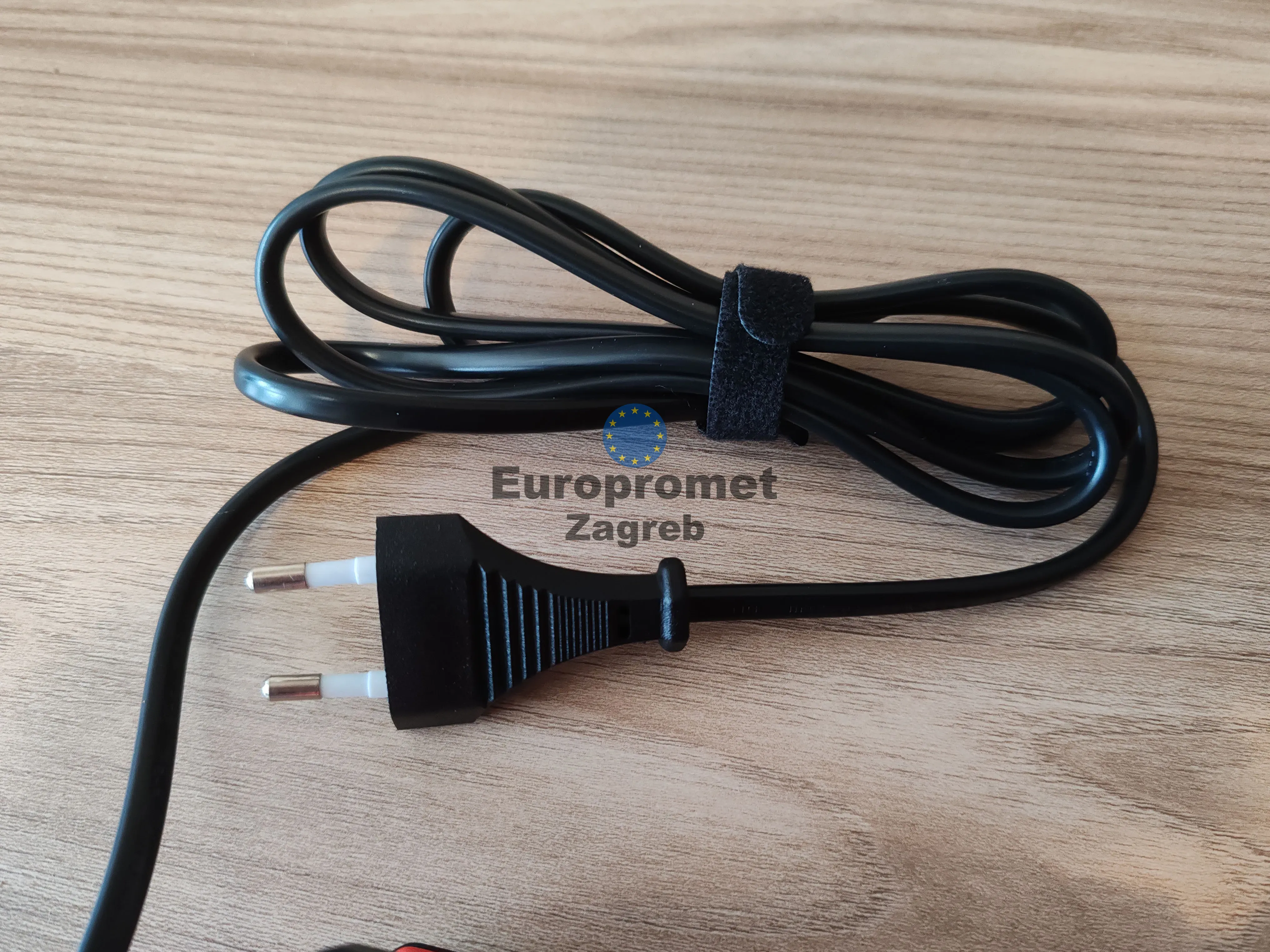 punjač akumulatora 6v/ 12v novo!! - slika 8