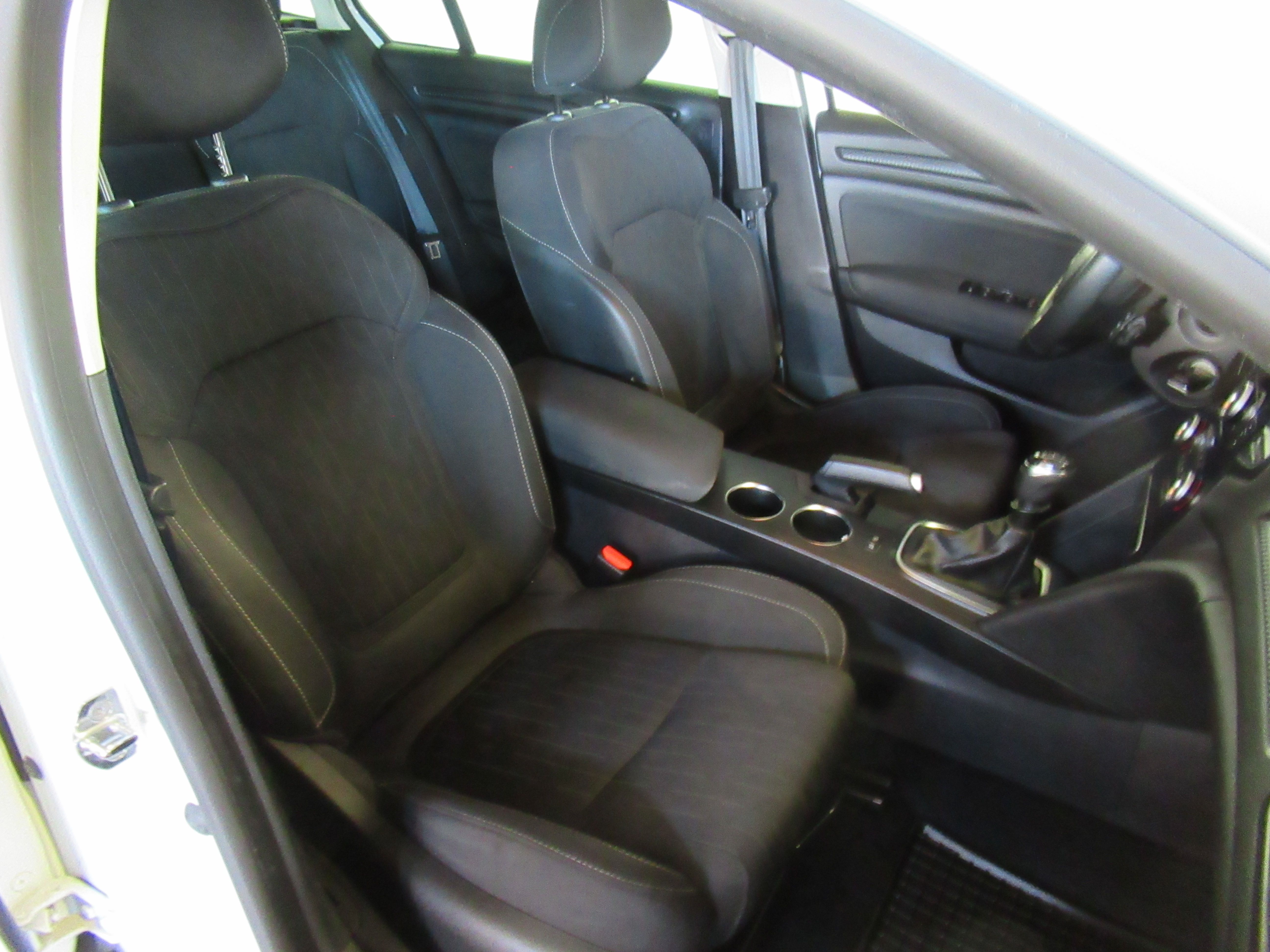 renault megane grandtour tce 100 limited. 1 vlastnik - slika 8