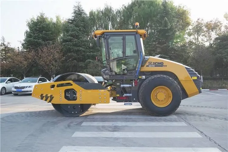 valjak xcmg 11.000 kg - slika 2