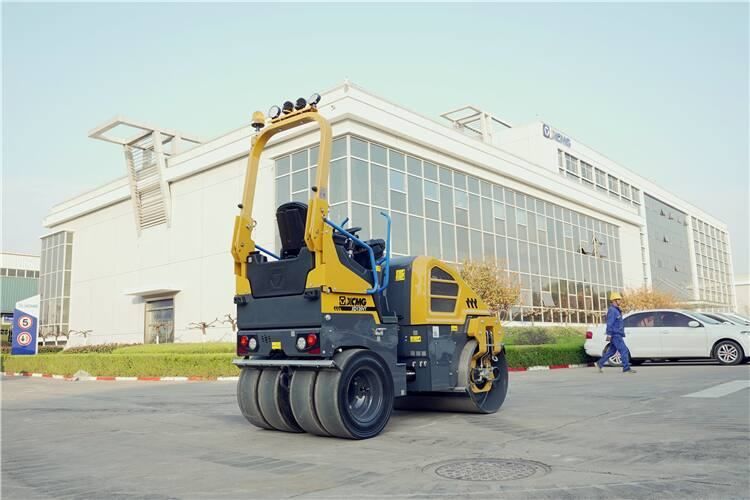 VALJAK XCMG 2.500 kg