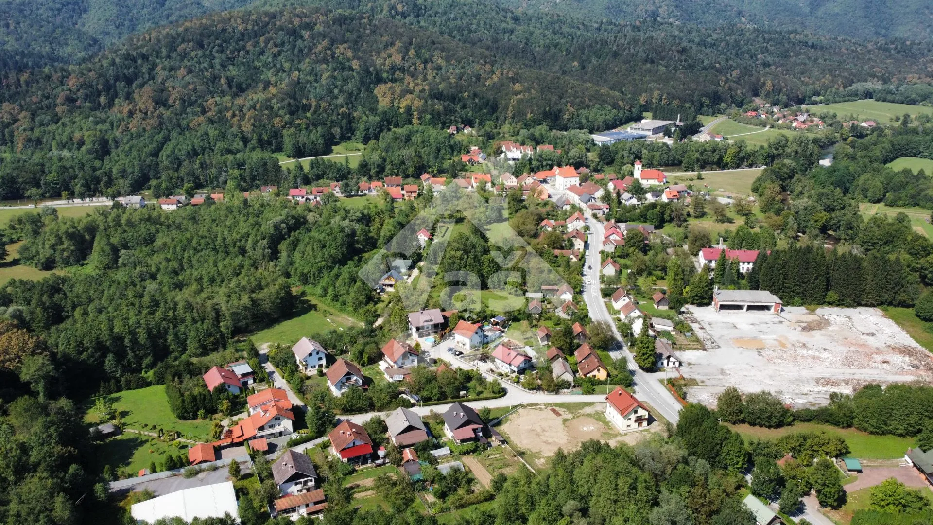 brod na kupi, građevinsko zemljište 1571 m2 za tri kuće - slika 18