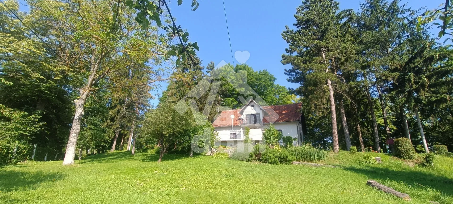 SVETA NEDELJA, KUĆA S IMANJEM OD 5720 m2