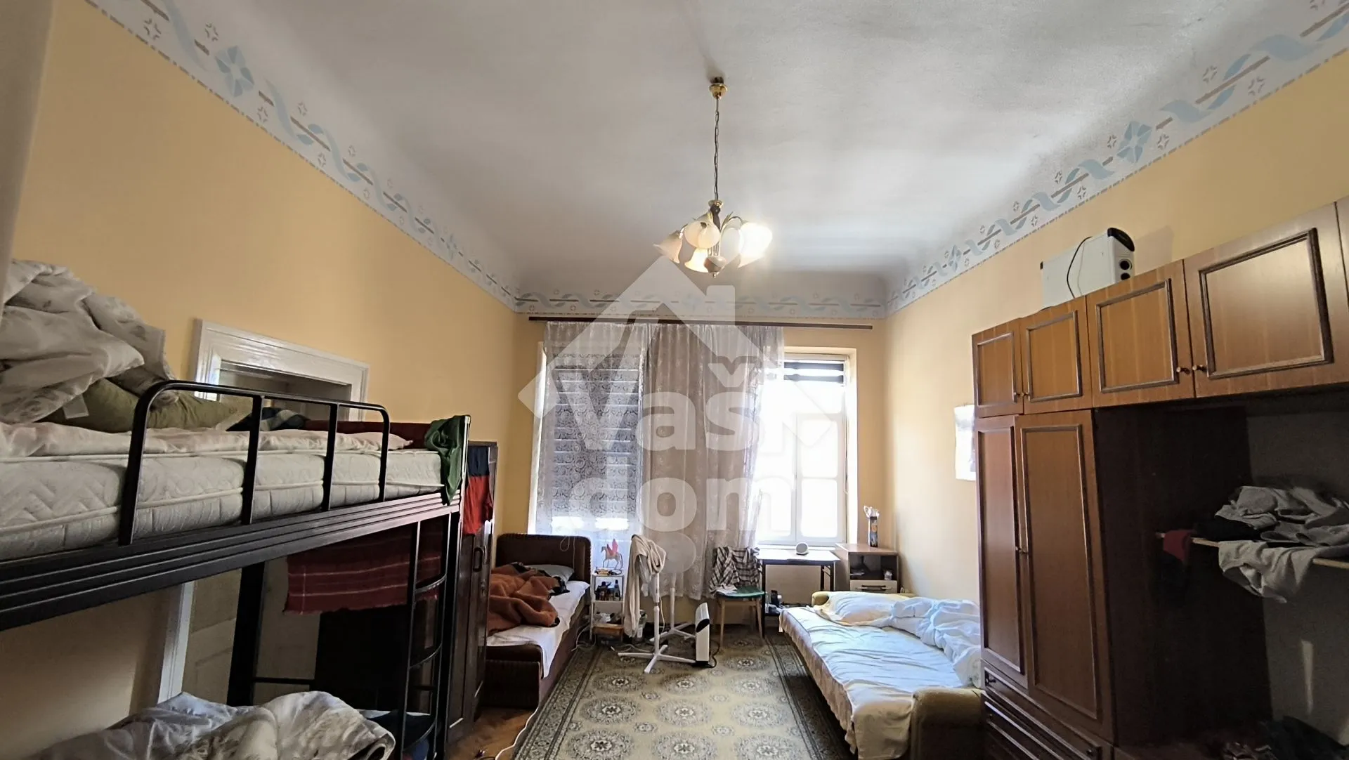 samobor, centar ,stan 76 m2+ tavanski prostor 94 m2 - slika 3