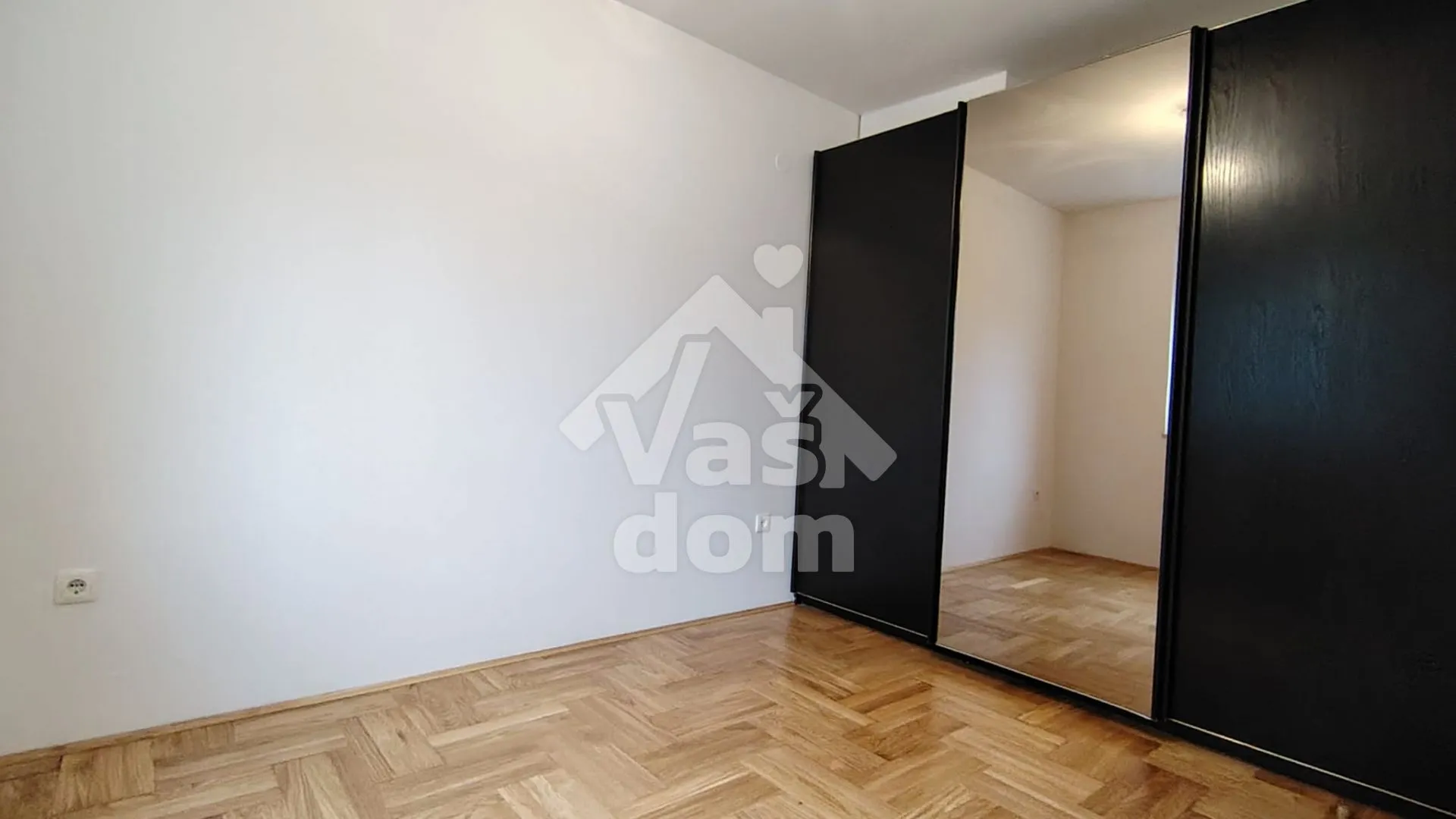 zagreb, vrapče, stan 49,5 m2 + ostava 24 m2 - slika 4