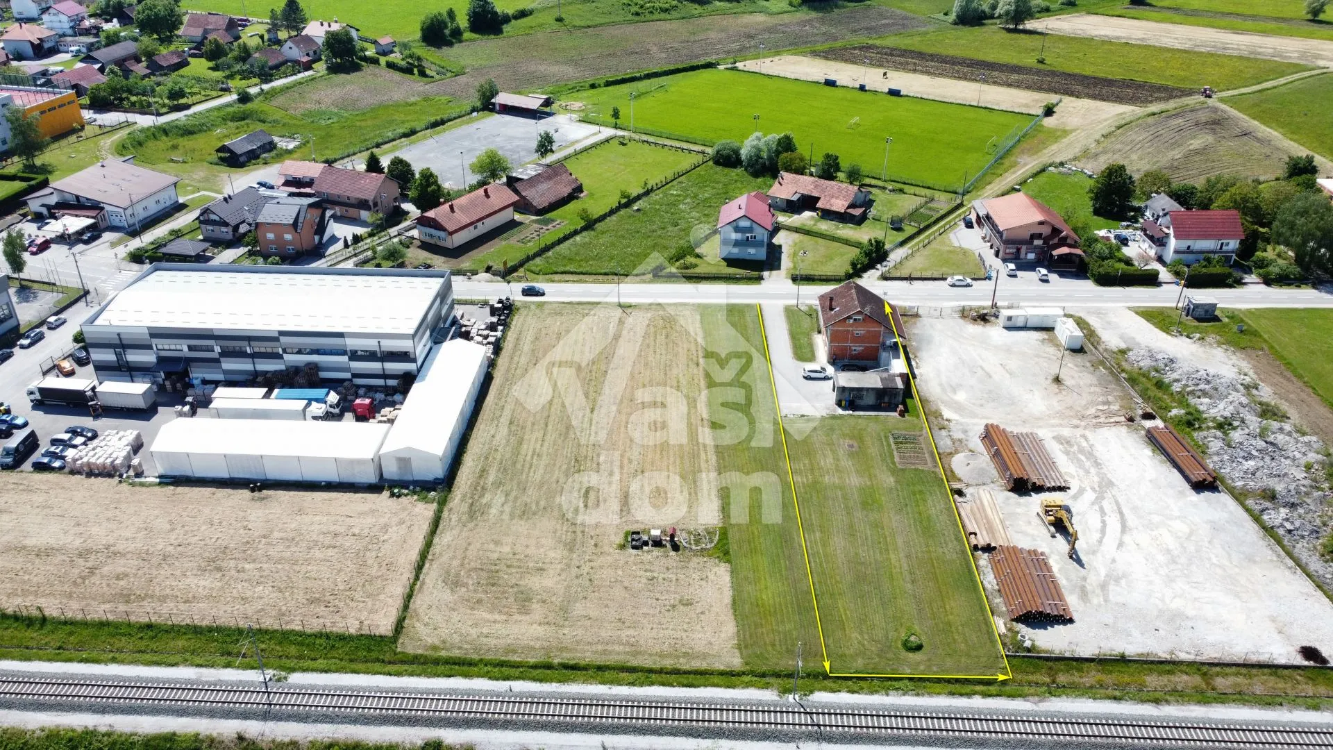 zaprešić, kupljenovo, kuća 300 m2 - slika 2
