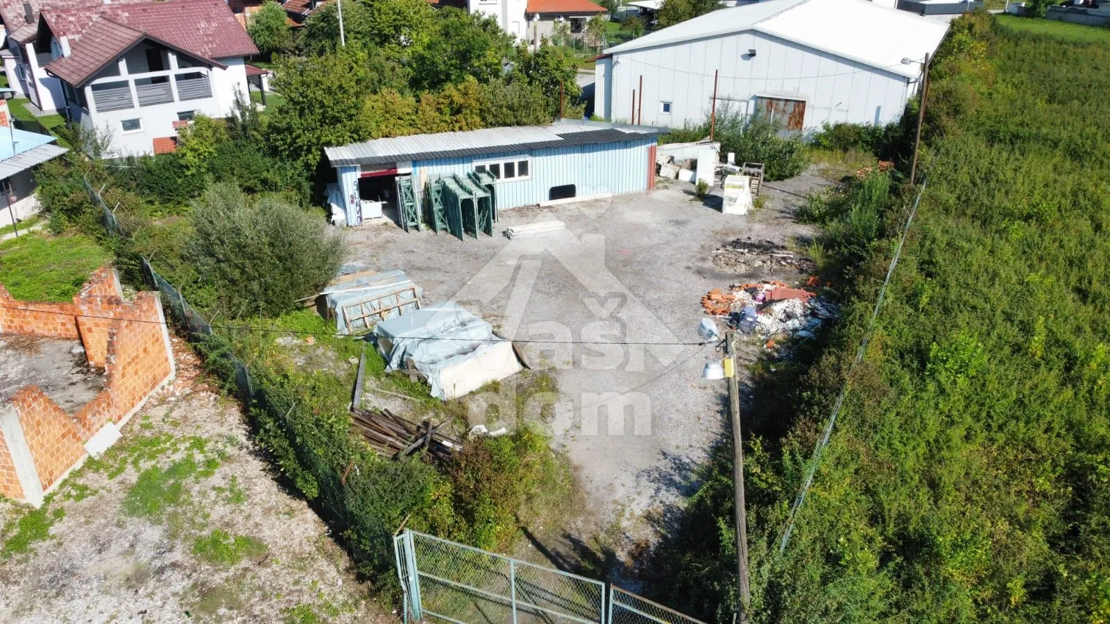 zagreb, sesvete, poslovni prostor 50m2 na 877 m2 - slika 3
