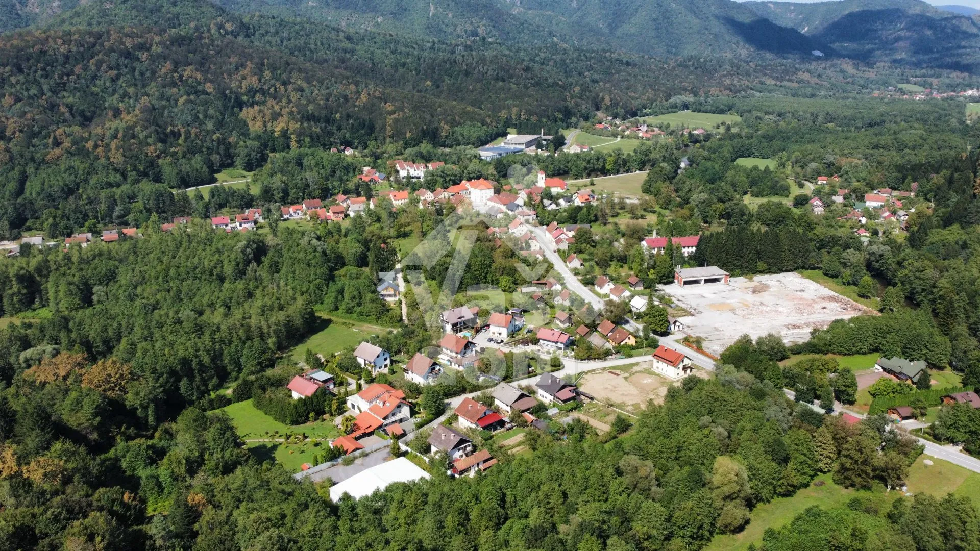 brod na kupi, građevinsko zemljište 1571 m2 za tri kuće - slika 15
