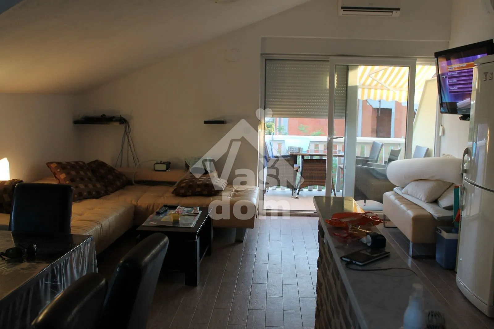 pag, stan 99,86 m2 +zemljište 300 m2 i kamene kućice 20 m2 - slika 6