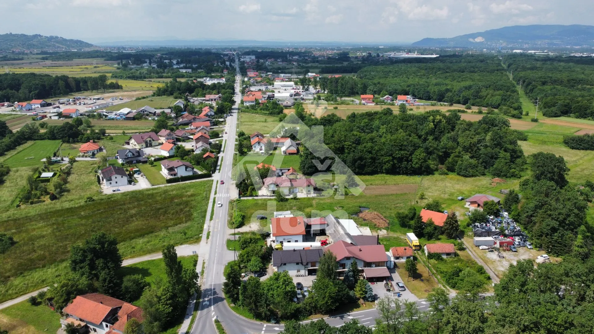 sveta nedelja, žitarka, kuća 350m2 za radnike ili investitore - slika 9