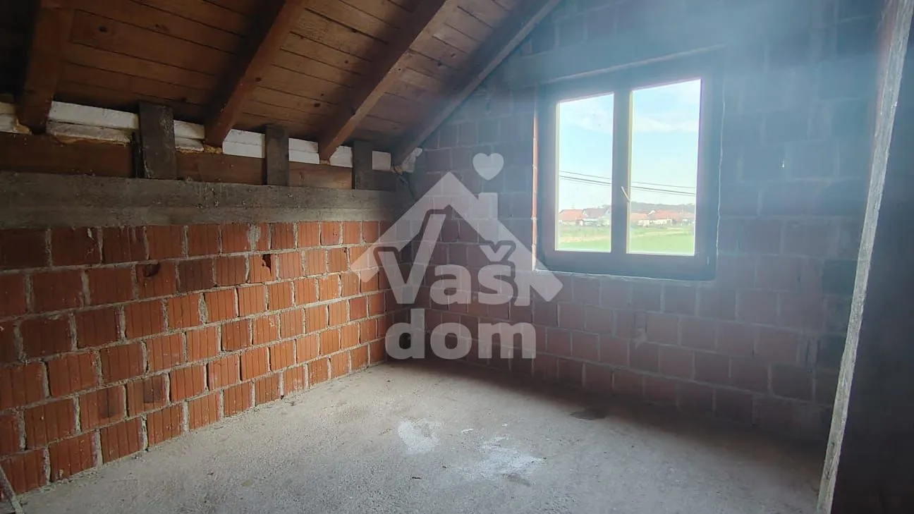 sveta nedelja, novaki 145 m2 s okućnicom od 220 m2 - slika 17