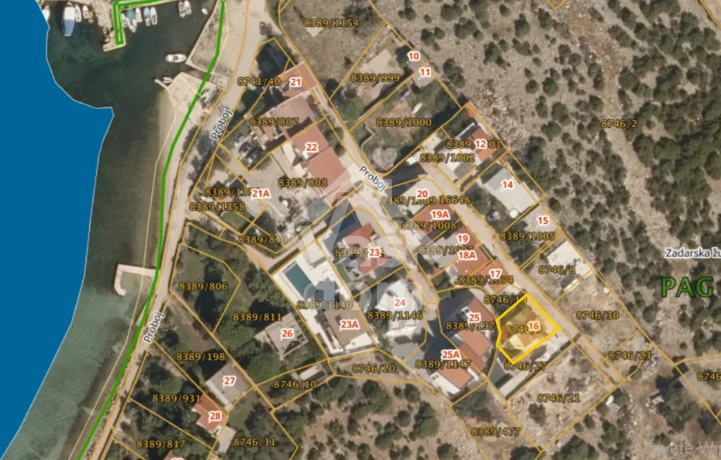pag, stan 99,86 m2 +zemljište 300 m2 i kamene kućice 20 m2 - slika 19