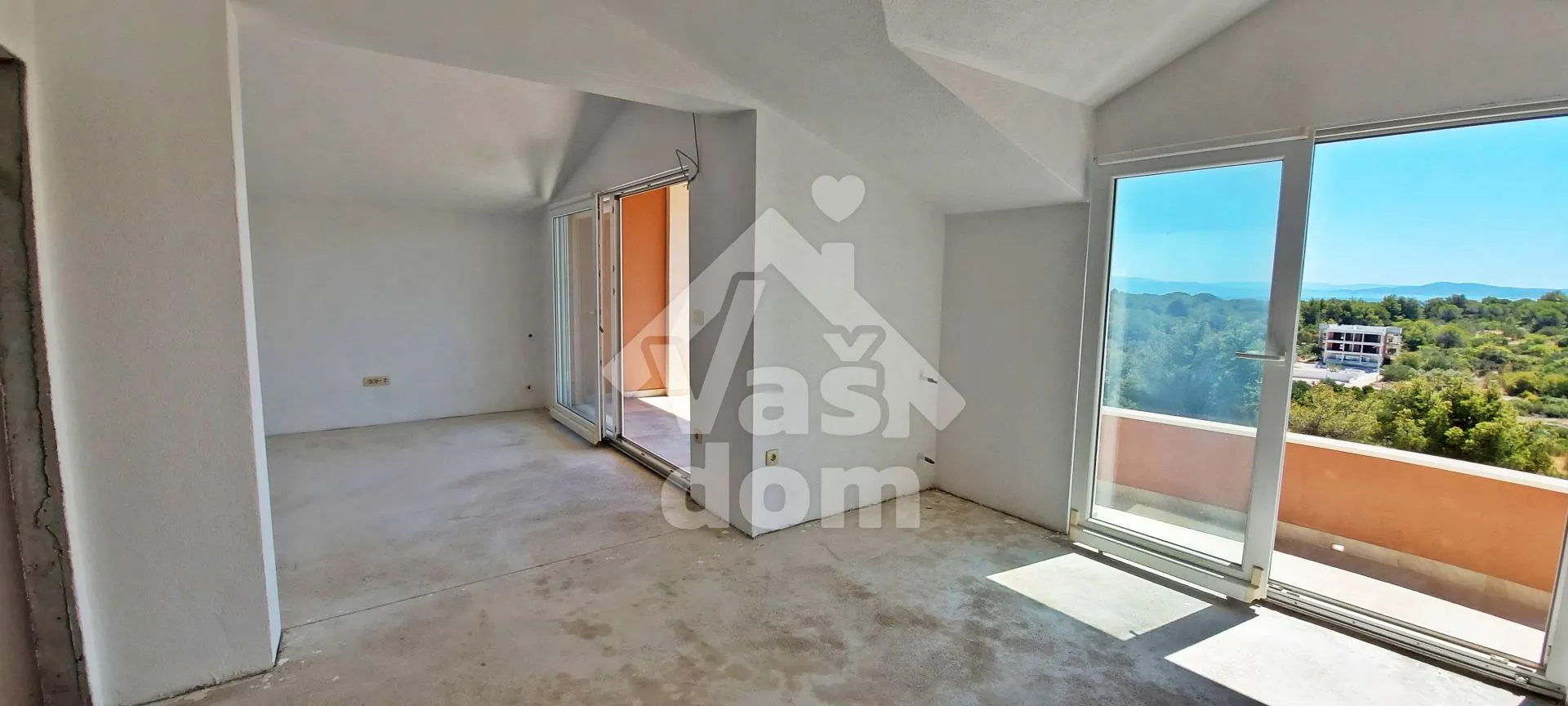 trogir, okrug gornji, kuća 450 m2 ,na osamljenoj lokaciji-investicija - slika 18