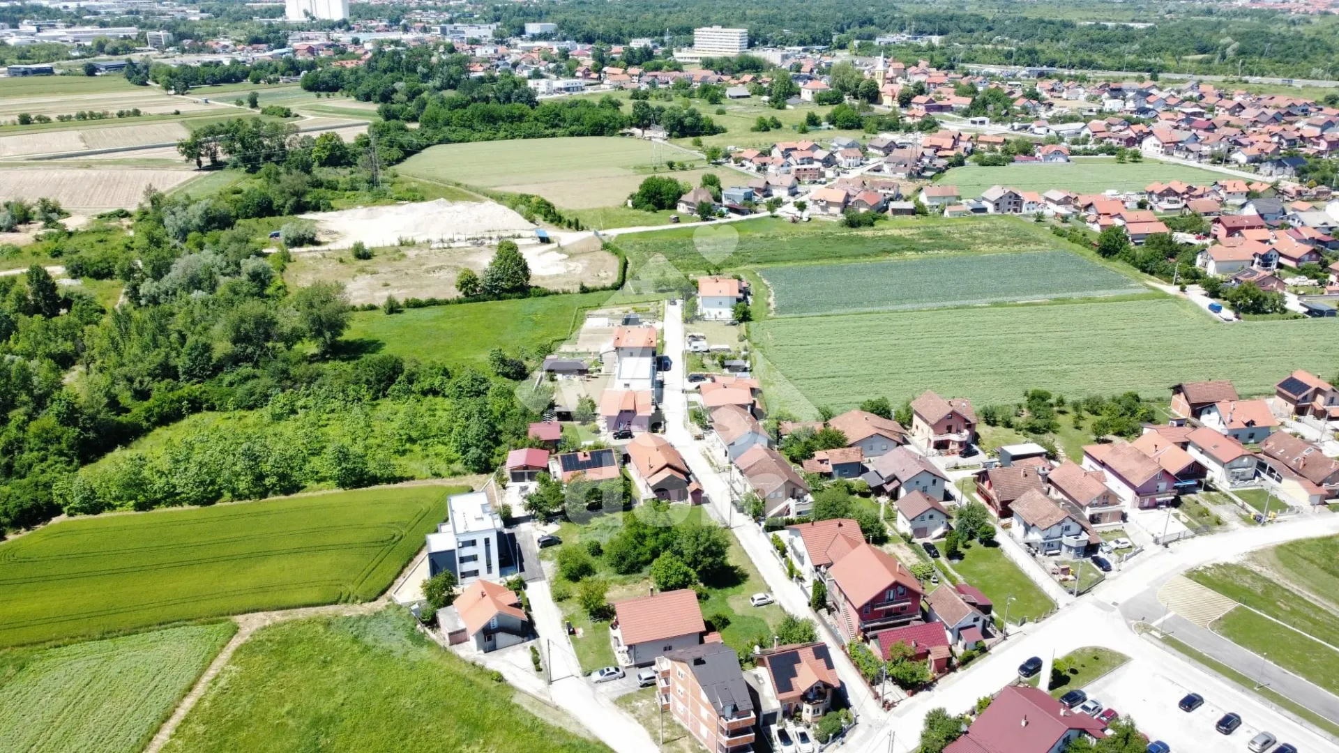 zagreb, resnik, stan 97 m2 s vrtom - slika 2