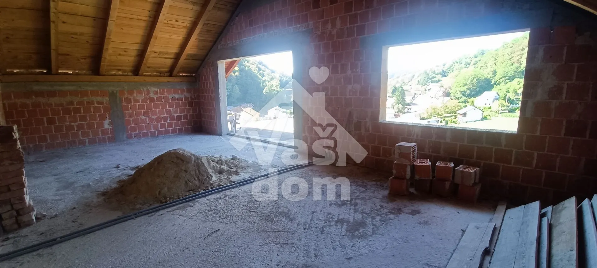 tuheljske toplice, kuća 200 m2+ zemljište 13000 m2- odlična lokacija - slika 19