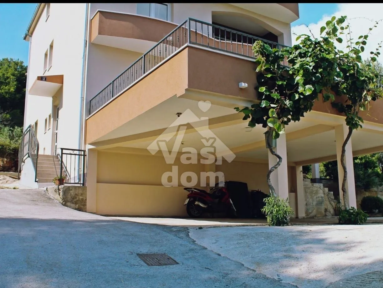 trogir, okrug gornji, kuća 450 m2 ,na osamljenoj lokaciji-investicija - slika 9