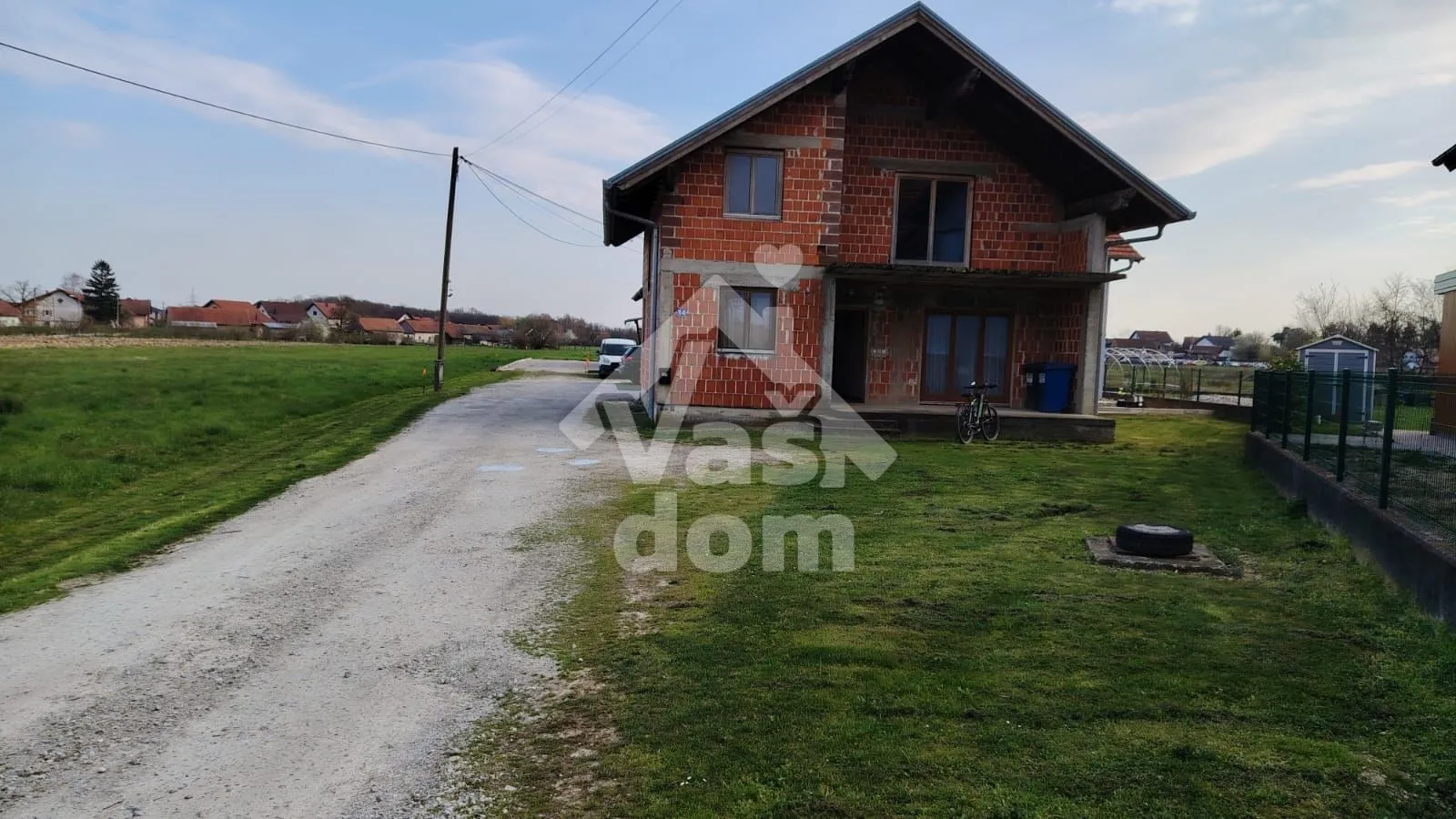 sveta nedelja, novaki 145 m2 s okućnicom od 220 m2 - slika 1