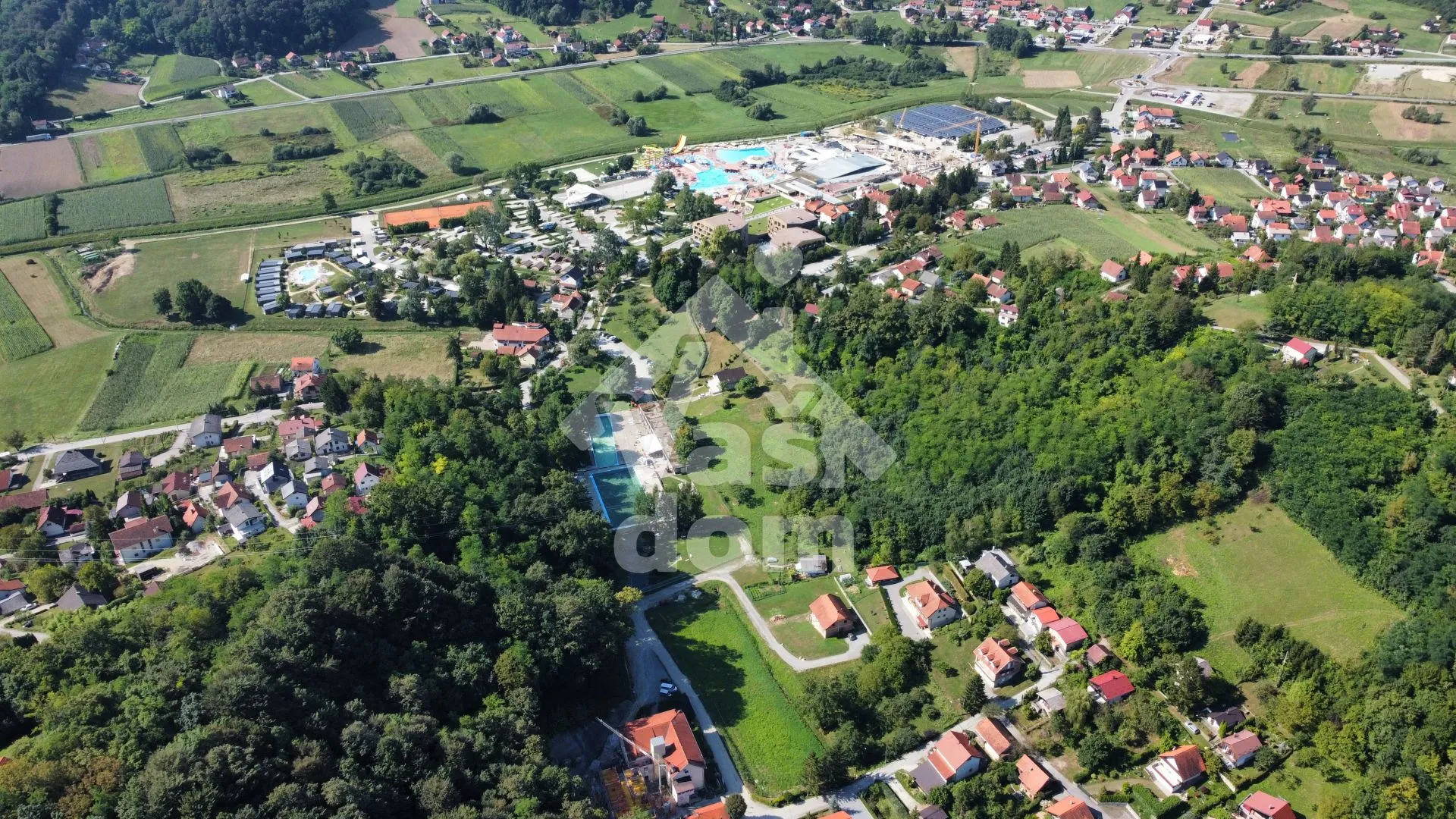 tuheljske toplice, kuća 200 m2+ zemljište 13000 m2- odlična lokacija - slika 10