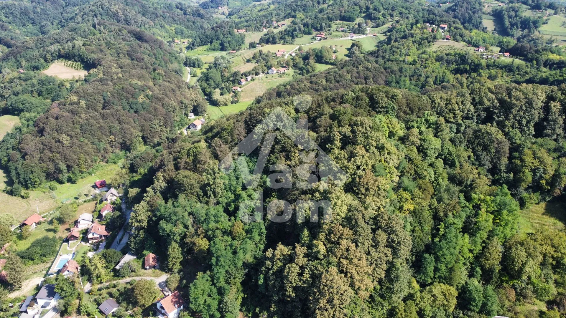 tuheljske toplice, kuća 200 m2+ zemljište 13000 m2- odlična lokacija - slika 9