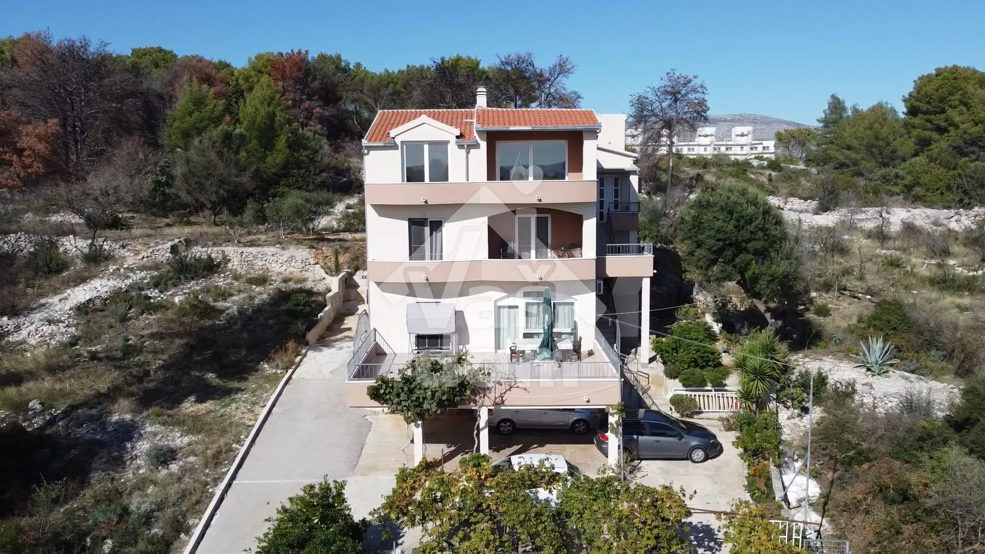 trogir, okrug gornji, kuća 450 m2 ,na osamljenoj lokaciji-investicija - slika 2