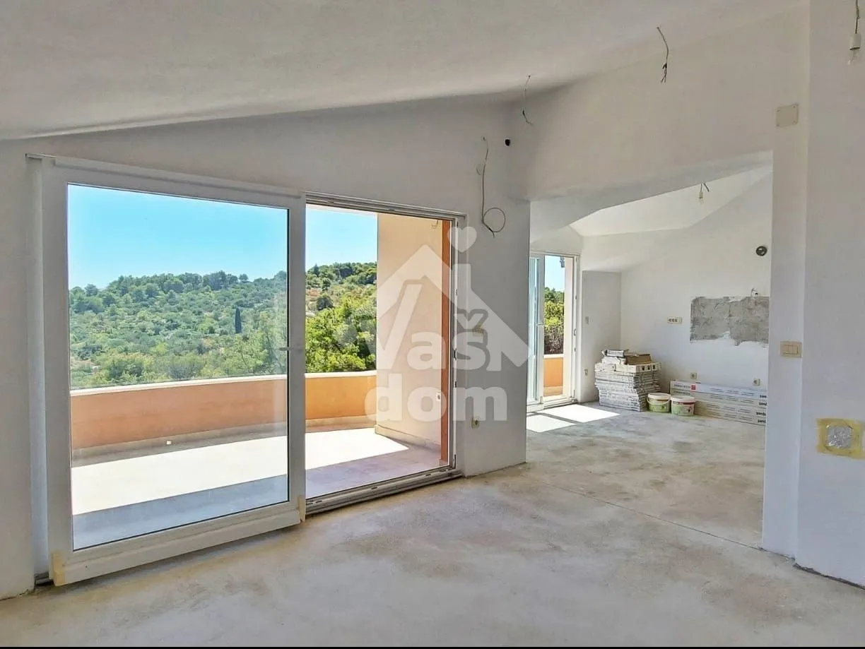 trogir, okrug gornji, kuća 450 m2 ,na osamljenoj lokaciji-investicija - slika 17