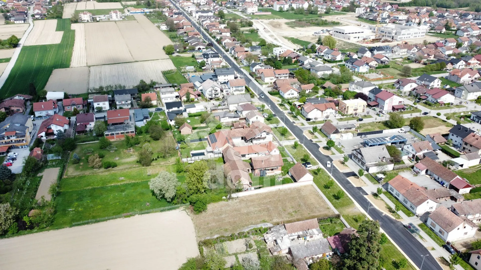 bjelovar, kuće, gospodarske zgrade i zemljište 2513 m2-prilika - slika 3