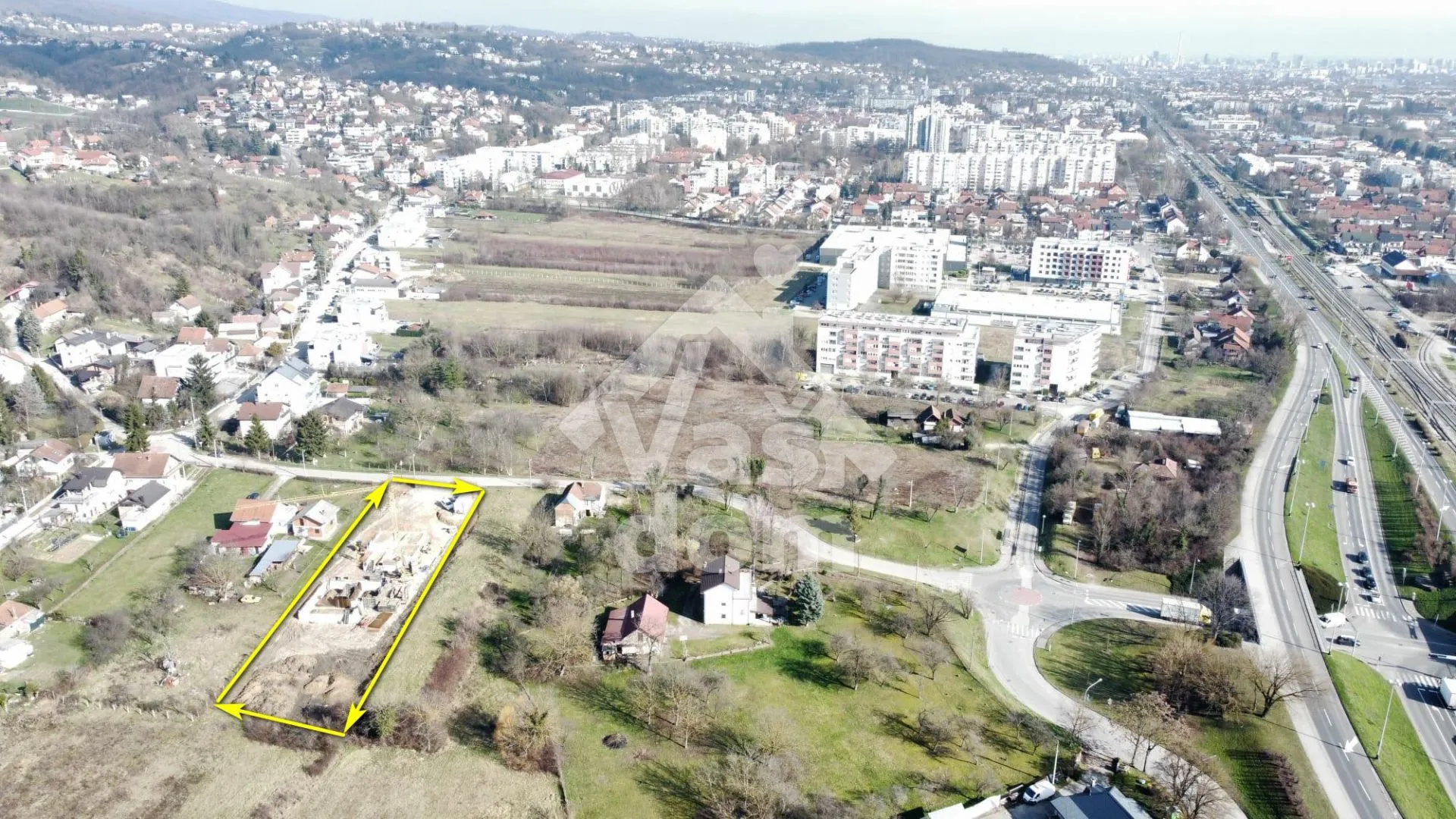 zagreb, gajnice, stan 77,9 m2 prizemlje - slika 2