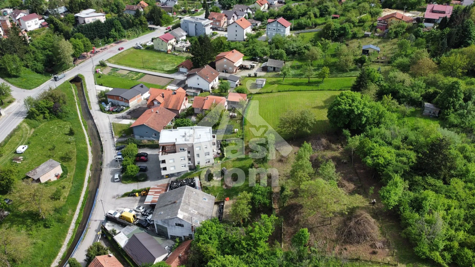 zagreb,donje vrapče, kuća 412 m2 s zemljištem od - slika 11