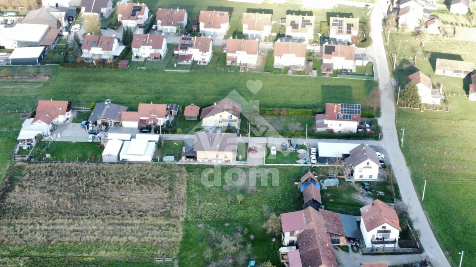 stupnik, zemljište 1296 m2 za investitore - slika 3