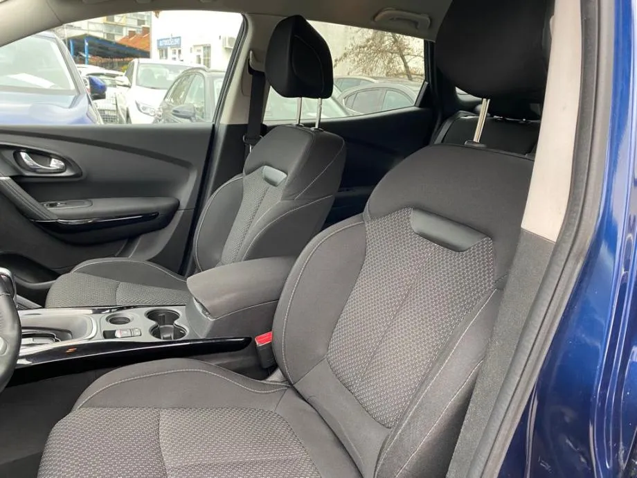 renault kadjar dci 110 automatik, keyless, navigacija, 4x garancija!! - slika 12
