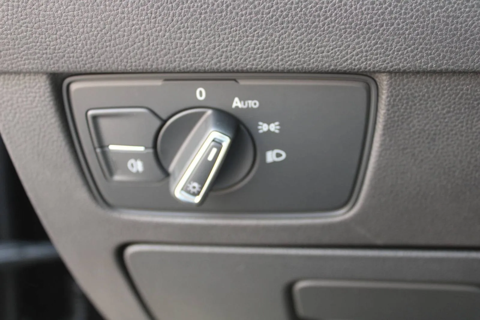vw passat gte dsg plug-in hybrid *led, navigacija* - slika 13