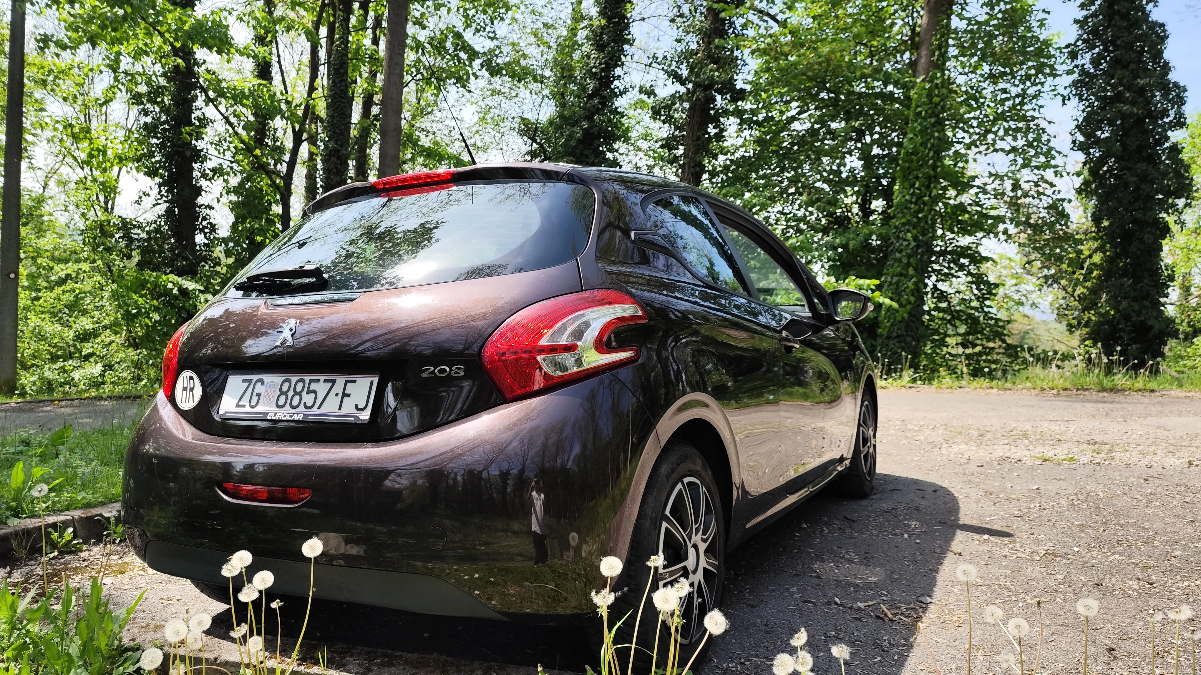 peugeot 208 1.4 vti active - slika 4
