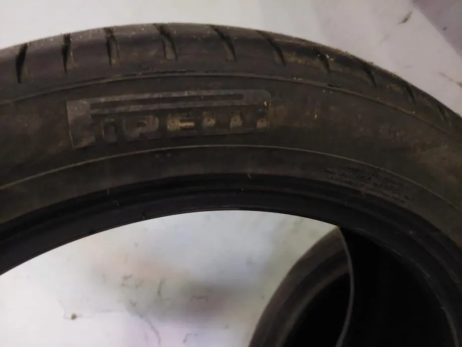 gume ljetne pirelli 255/45/19 4 kom. - slika 3