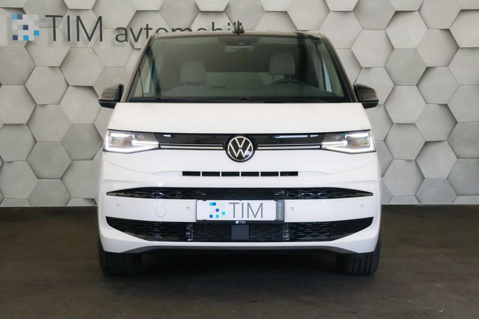 volkswagen multivan t7 n1 l2 2.0tdi dsg edition iq matrix virtual - slika 5