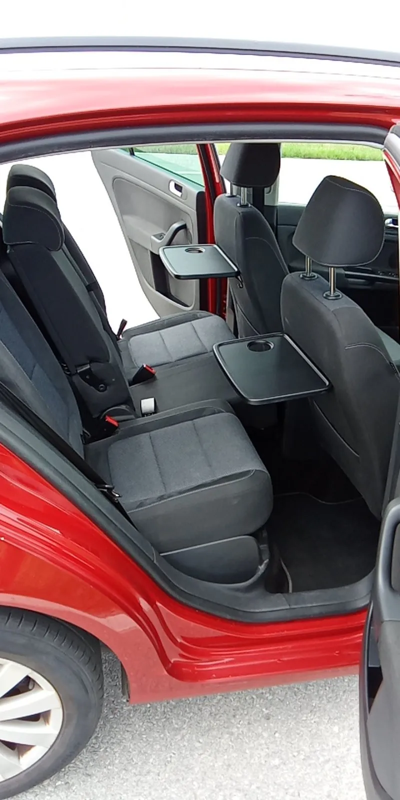vw golf plus 1.6 tdi 77 kw, full, veliki servis, nove dizne, očuvan - slika 9