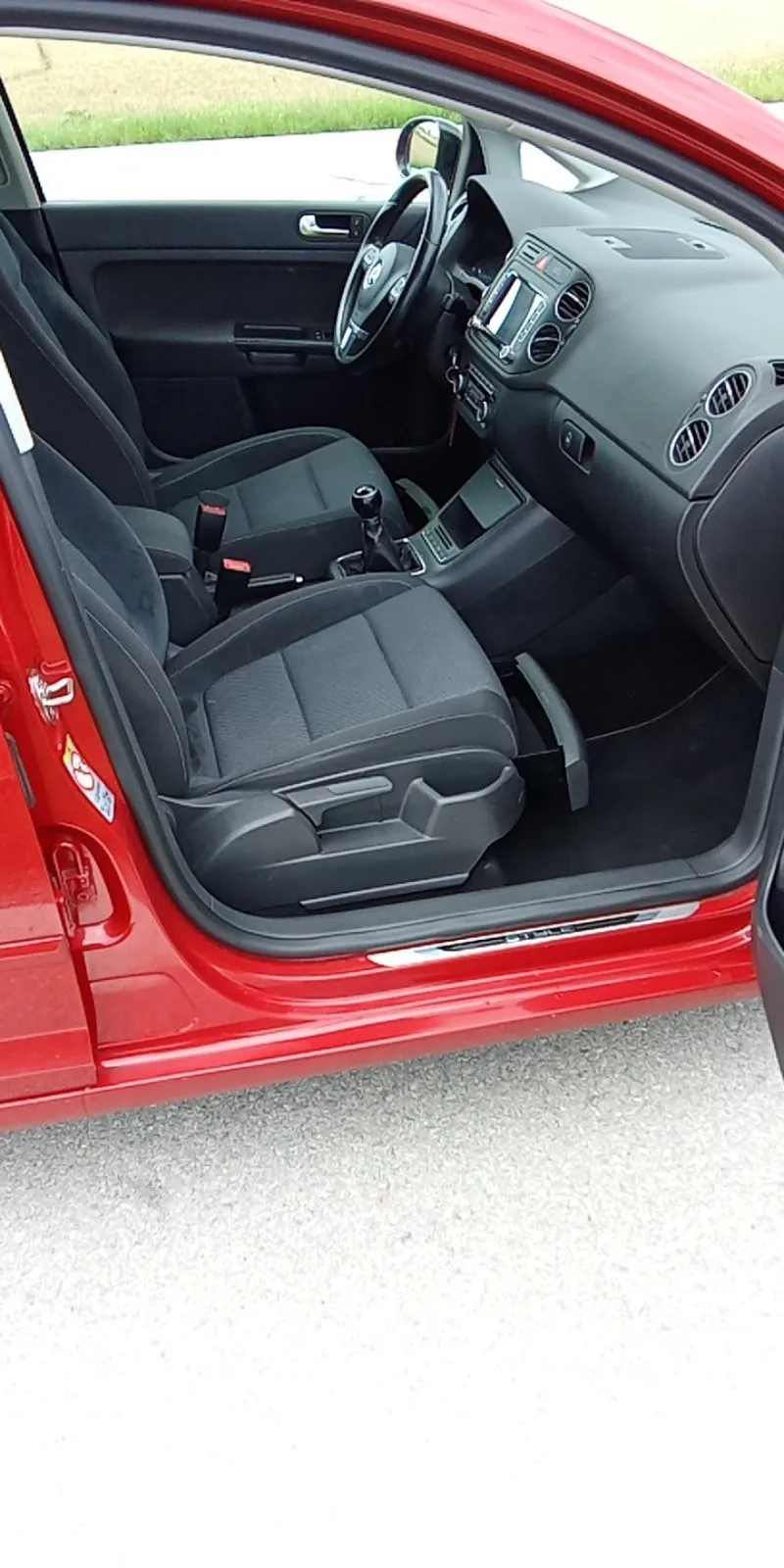 vw golf plus 1.6 tdi 77 kw, full, veliki servis, nove dizne, očuvan - slika 7
