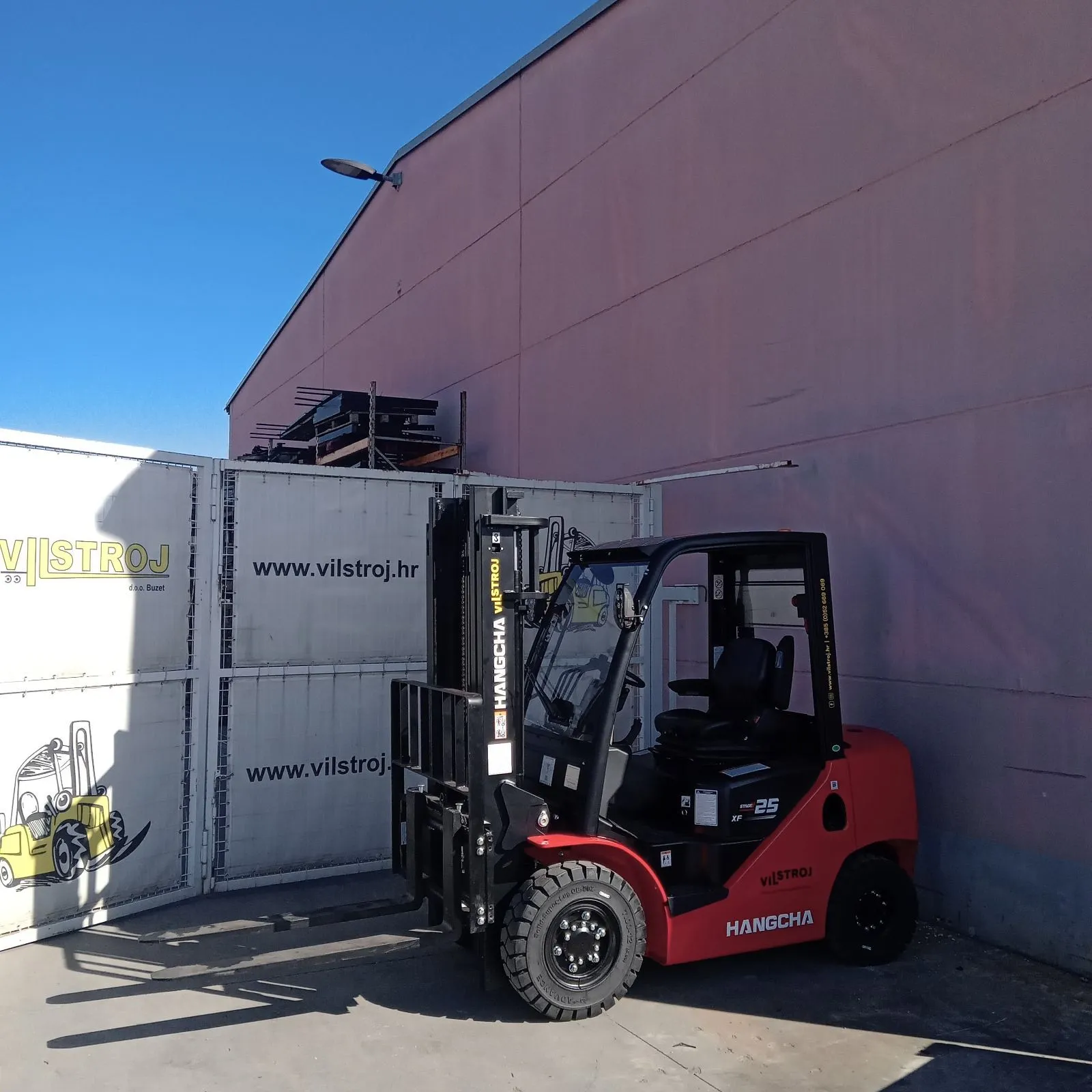 čeoni diesel 2500 kg hangcha cpcd25-xw97f - slika 1