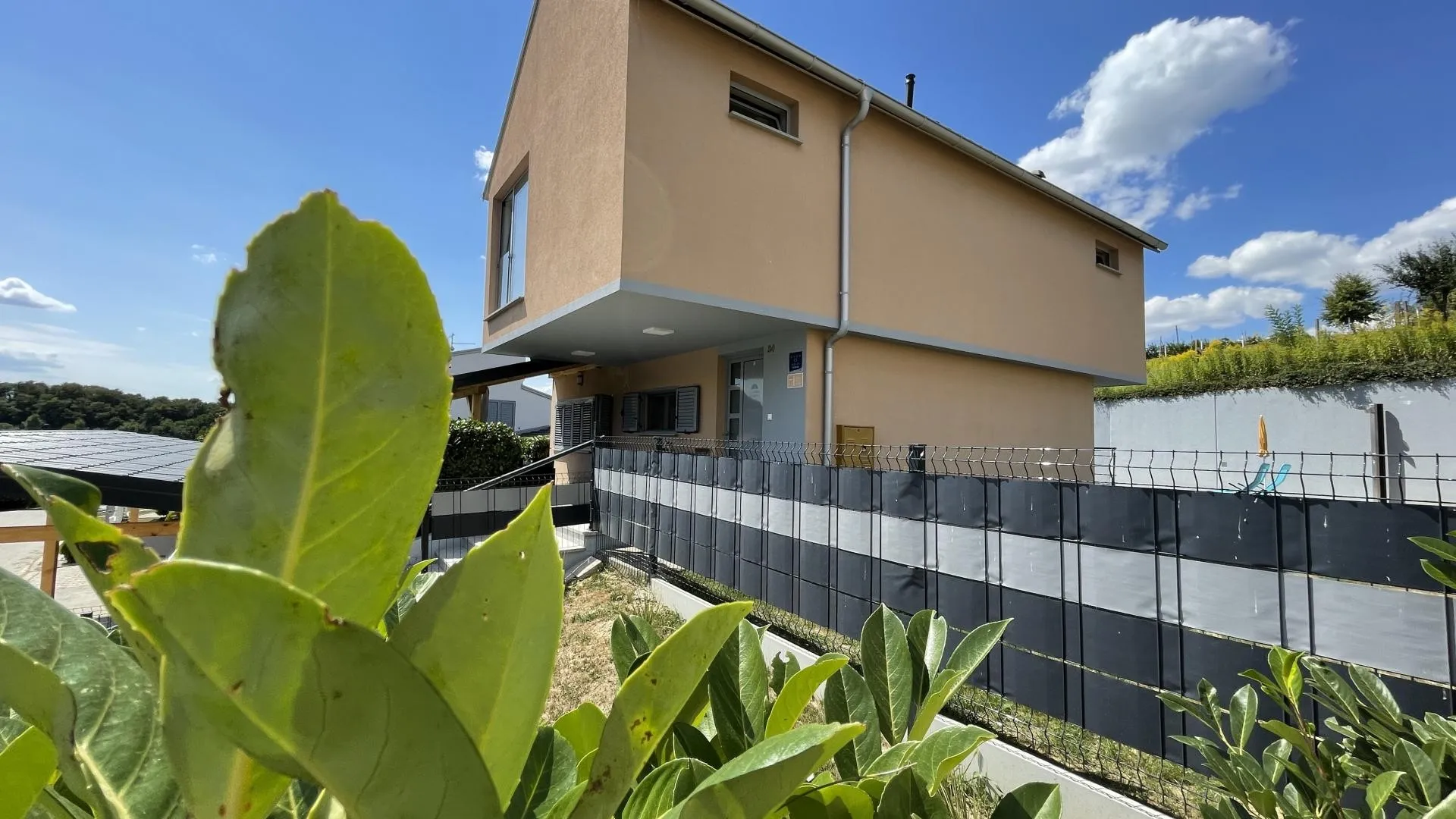 villa dambo - luksuzna vila s bazenom i uređenom okućnicom - slika 18