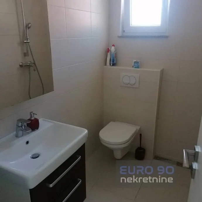 vir-lijepa samostojeća kuća, 50 m od mora ,odmah useljiva !! - slika 10