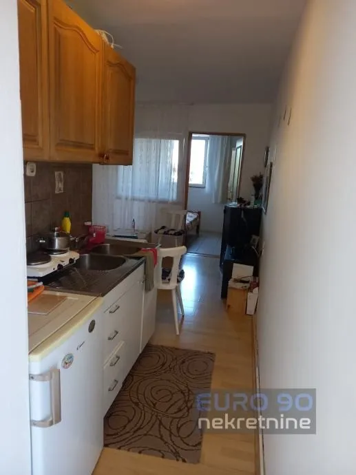 vir-samostojeća kuća sa 6 apartmana, garažom i velikom okućnicom - slika 11