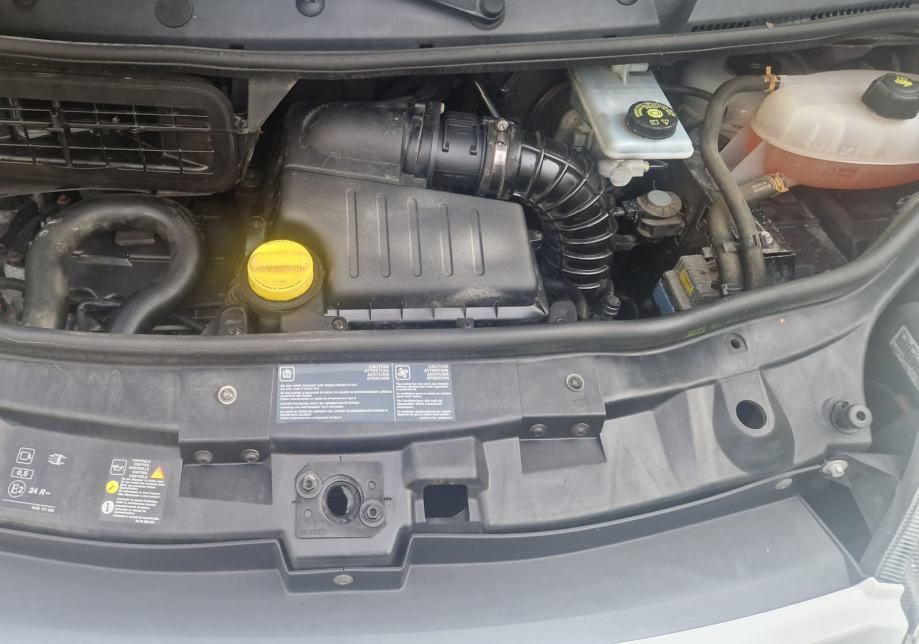 vivaro/trafic/primastar 2.0 dci 115 ks klima l2, 2011 god. - slika 8