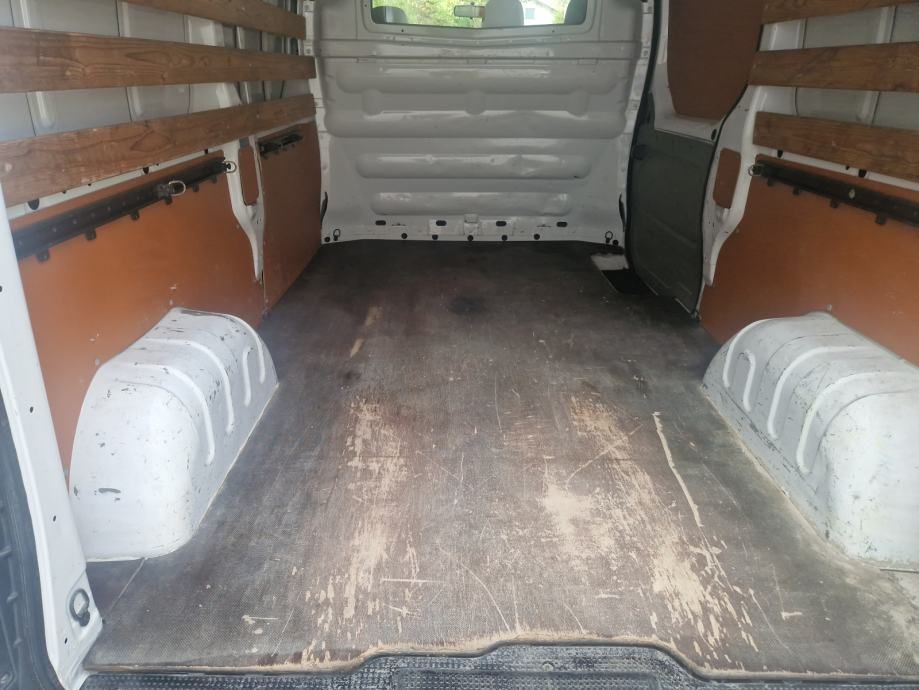 vivaro/trafic/primastar 2.0 dci 115 ks klima l2, 2011 god. - slika 9