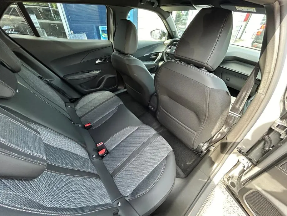 peugeot 2008 allure 130 eat8 - test vozilo!!! - slika 11