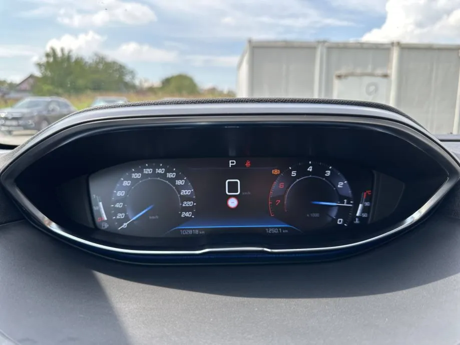 peugeot 3008 1,2 130 ks allure business* veliki servis* jamstvo 24 mj. - slika 13