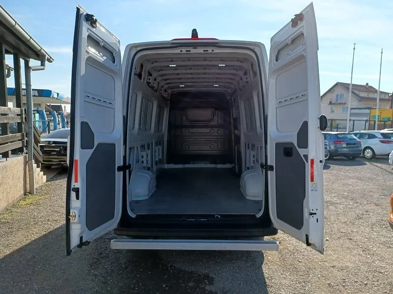 volkswagen crafter 2.0 tdi*177*l4*dsg automatik*klima* - slika 8
