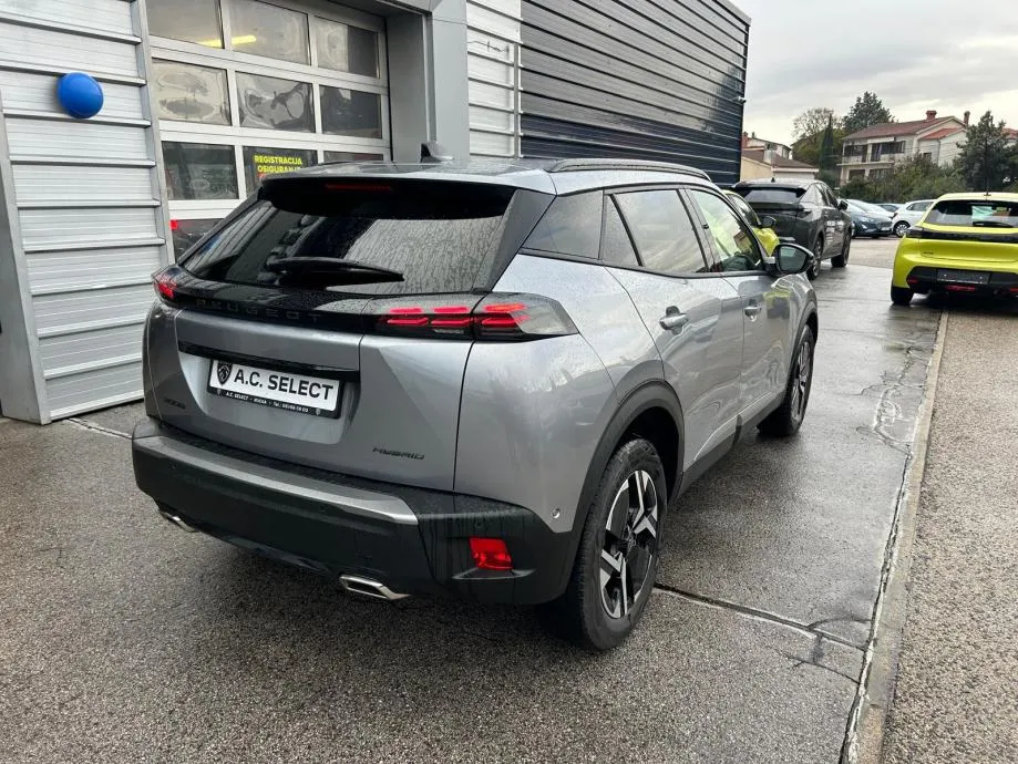 peugeot 2008 hybrid 136 - 2025 - 13.900km - rezerviran! - slika 4