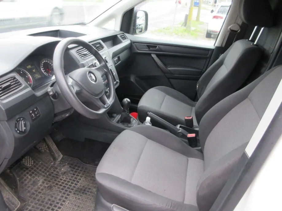 volkswagen caddy 1.6 tdi,102ks,maxi,ele.paket,tempo,odlično stanje,.., - slika 9